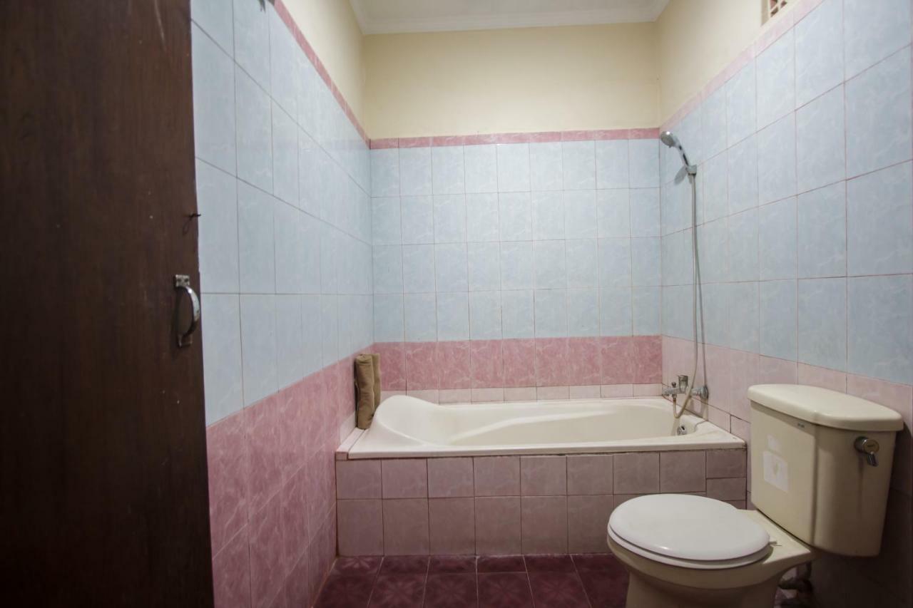 Komala Indah I Kuta Kuta Lombok Exteriör bild